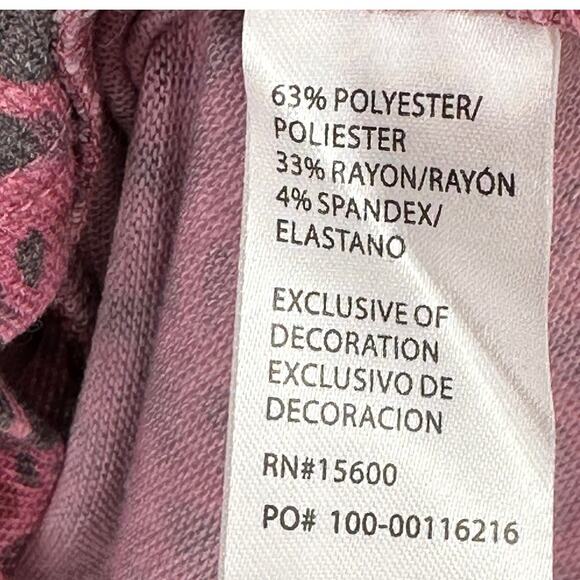 New Democracy V Neck Pick Up Hem Leopard Print Shirt Plus Size 1X Berry Pink - Picture 7 of 7